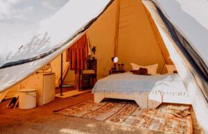 Camp Spaden: Unterkunft Tipi Suite für 2 Personen