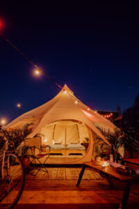 Camp Spaden: Unterkunft Tipi Suite für 2 Personen bei Nacht